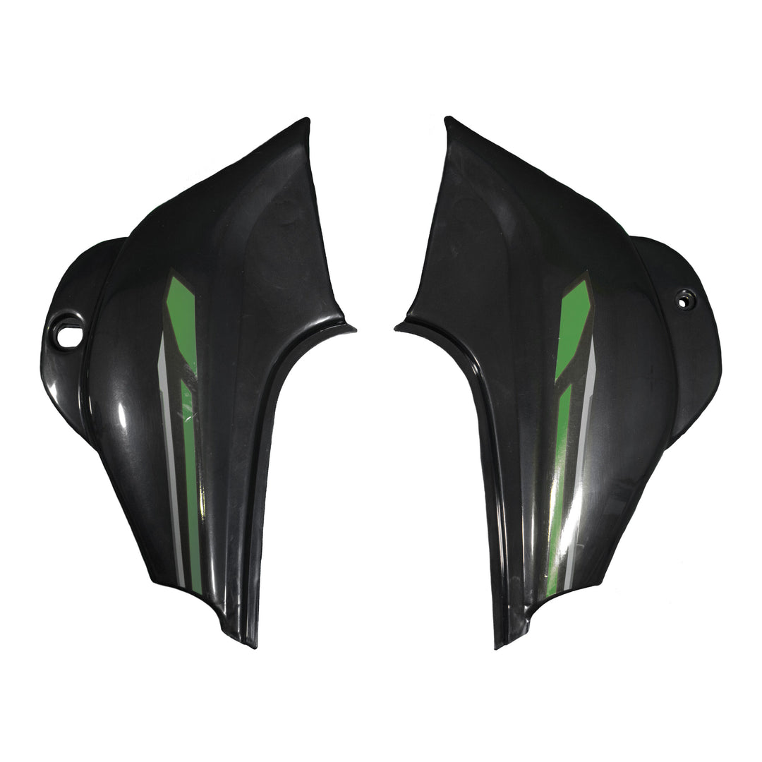 JUEGO TAPA LATERAL BOXER CT 2018 NEGRA/VERDE